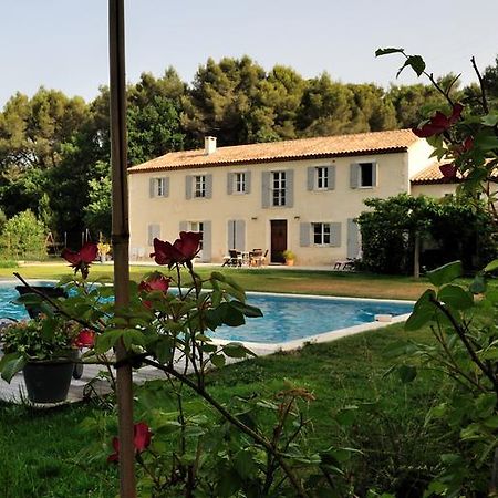 Mas De Lure Bed and Breakfast Salon-de-Provence Zewnętrze zdjęcie