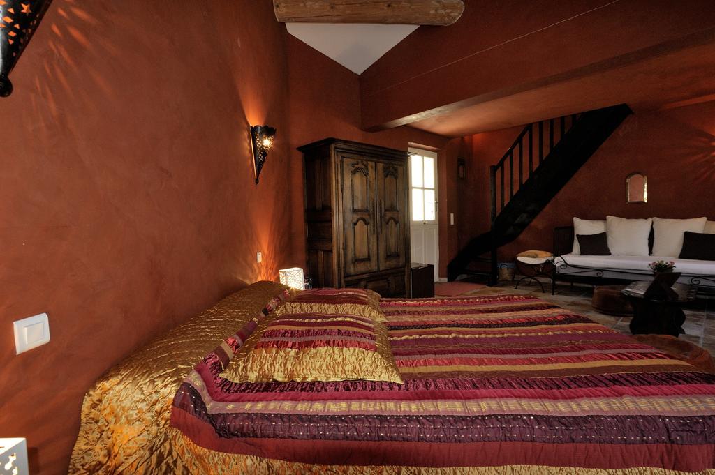 Mas De Lure Bed and Breakfast Salon-de-Provence Zewnętrze zdjęcie